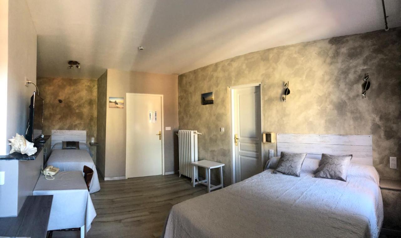 Logis Hotel Restaurant Metropole Mirande  Eksteriør billede